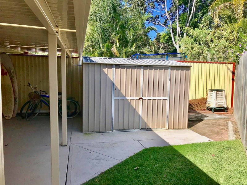 2/7 Flora Close, Burleigh Waters QLD 4220