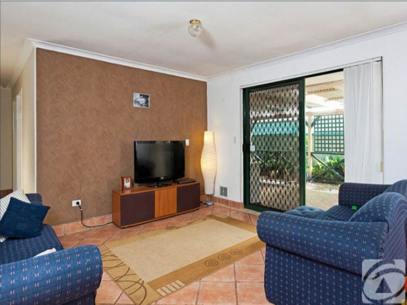 10 Santara Court, Seville Grove WA 6112