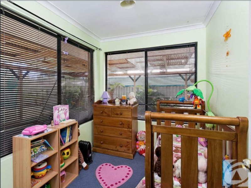 10 Santara Court, Seville Grove WA 6112