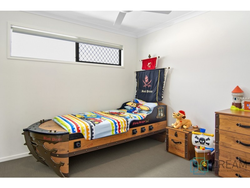 92 Amber Drive, Caloundra West QLD 4551