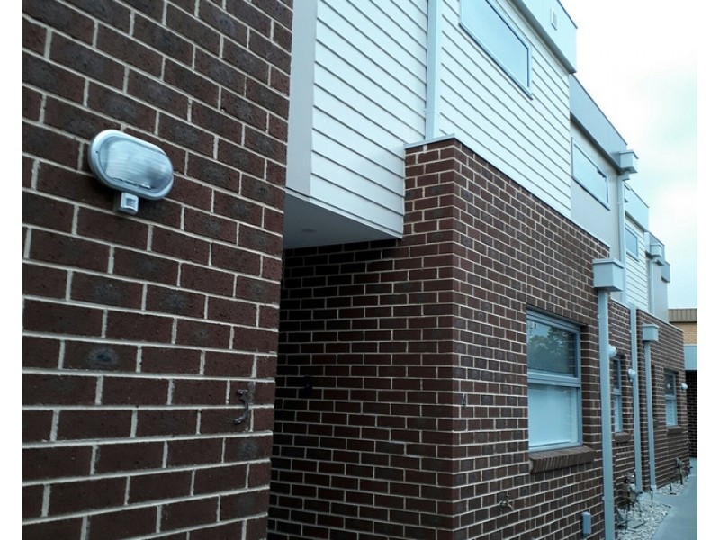 4/26 Albert Crescent, St Albans VIC 3021