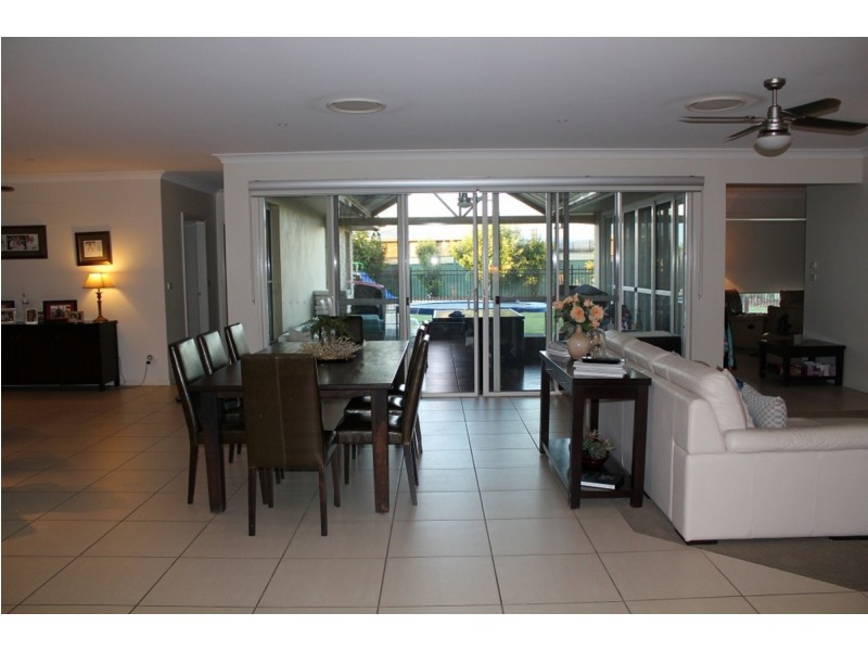 11 Regand Park Boulevard, Dubbo NSW 2830