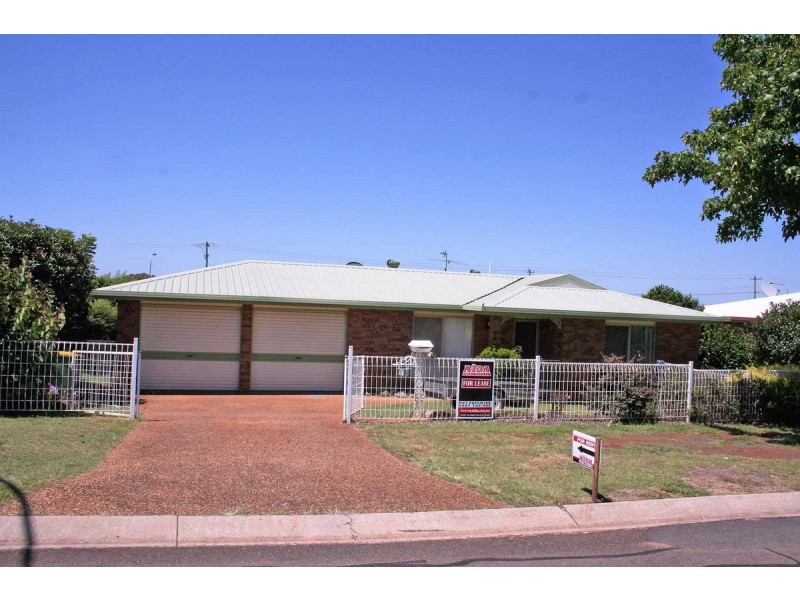 40 Liquidamber Street, Glenvale QLD 4350