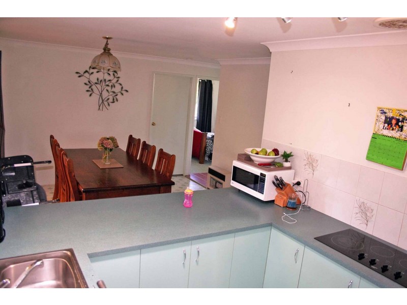 40 Liquidamber Street, Glenvale QLD 4350