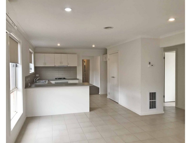 27 Hardwick Road, Point Cook VIC 3030