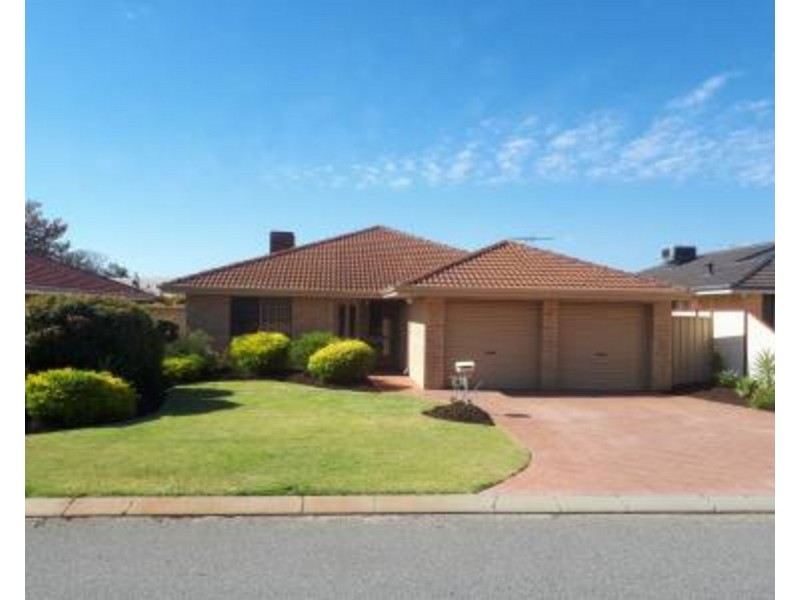 8 Nairana Place, Currambine WA 6028