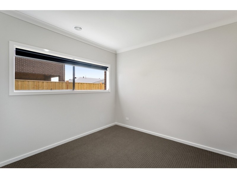 75 Docker Street, Mickleham VIC 3064