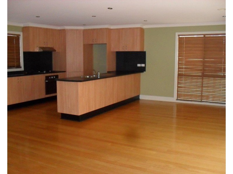 A/24 Carlton Street, Braybrook VIC 3019