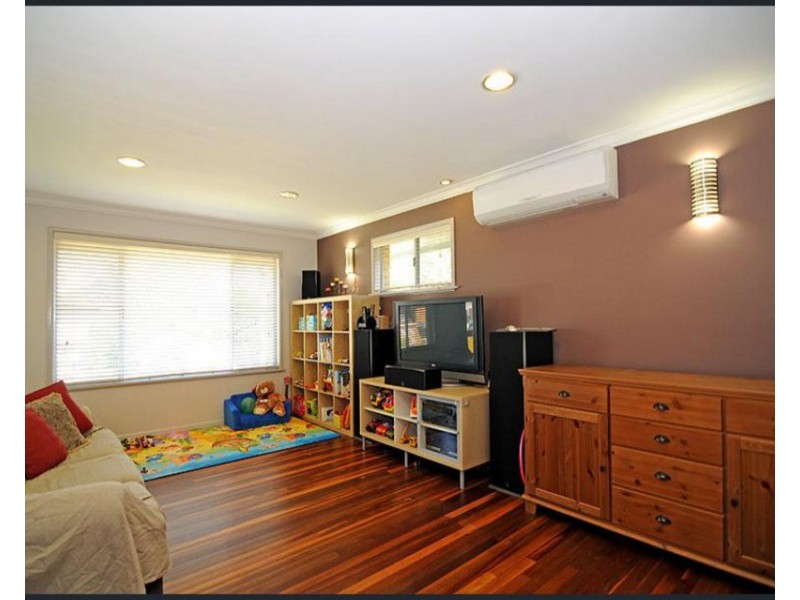 3 Suncrest Street, Geebung QLD 4034