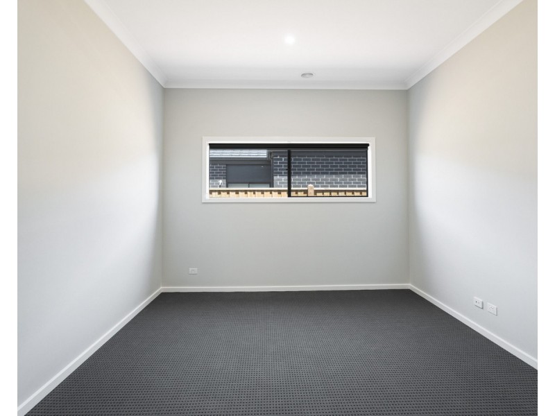 47 Faraday Street, Mickleham VIC 3064