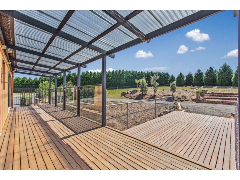 9 Ironbark Court, Hidden Valley VIC 3756