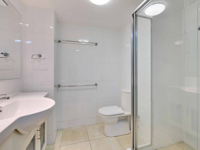 2/176 Waterworks Road, Ashgrove QLD 4060