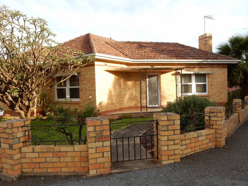 18 Finniss Street, Gawler SA 5118