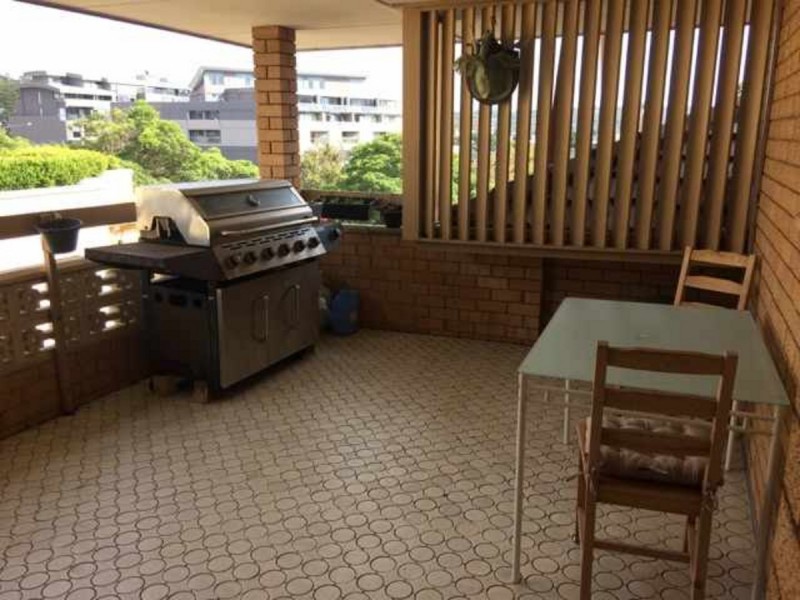 8/51 Oaks Avenue, Dee Why NSW 2099