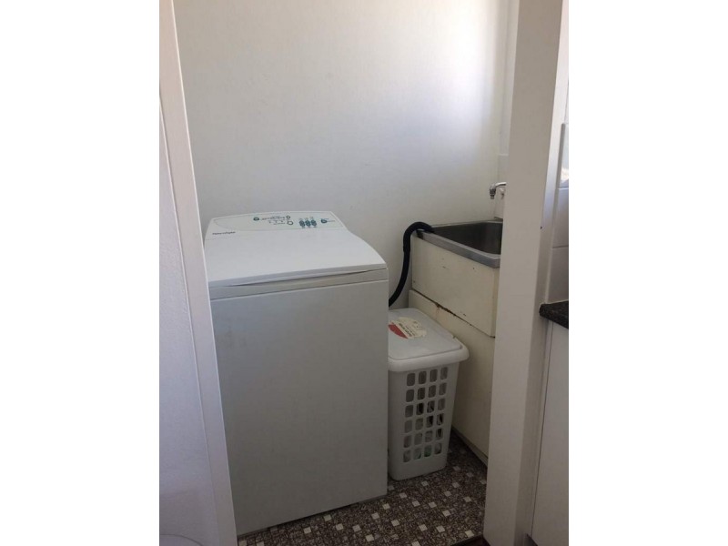 8/51 Oaks Avenue, Dee Why NSW 2099