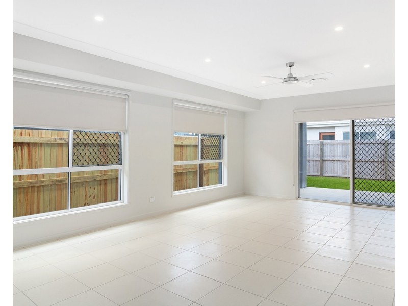 44 Leslie Crescent, Caloundra West QLD 4551