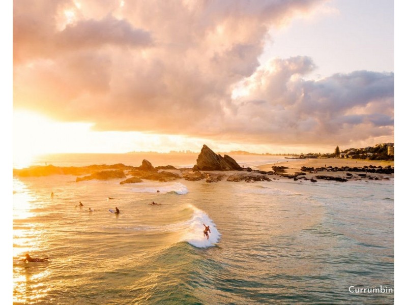 2/18 Bali Avenue, Palm Beach QLD 4221