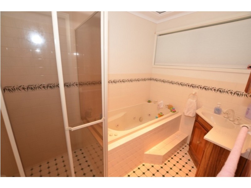 3 Jenny Close, Charlestown NSW 2290