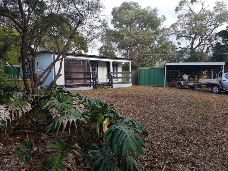 8 Hardy Avenue, Cannons Creek VIC 3977