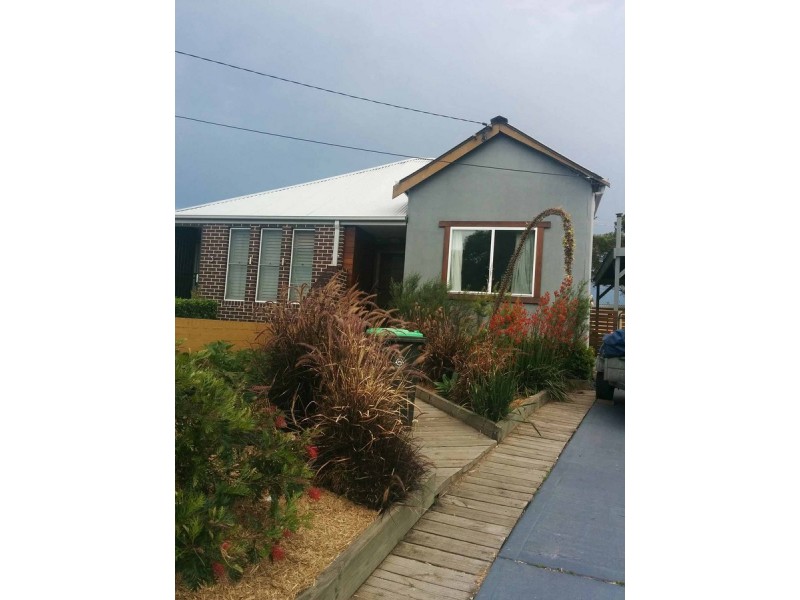 1 Pentland Avenue, Roselands NSW 2196