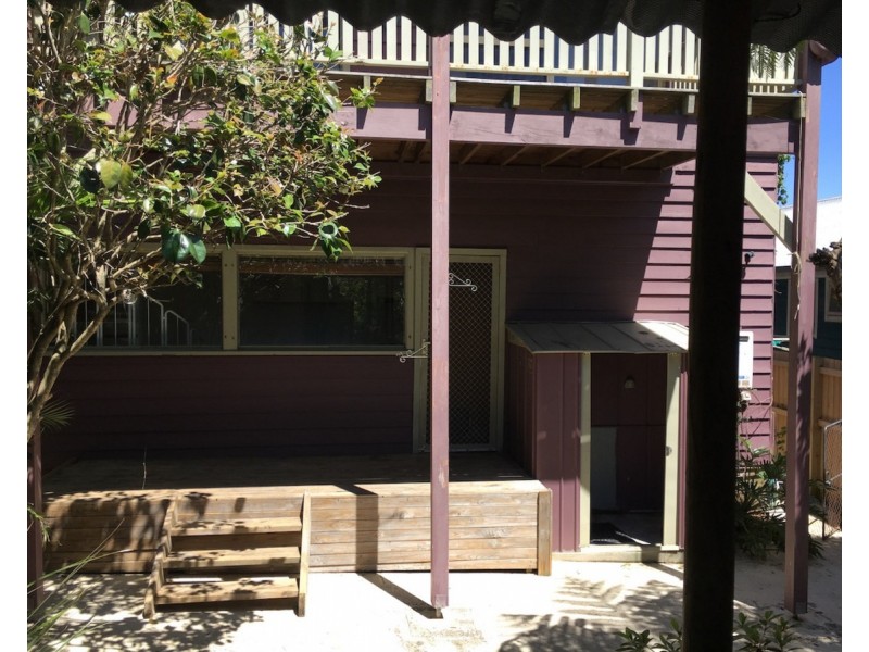 1B Travers Road, Curl Curl NSW 2096