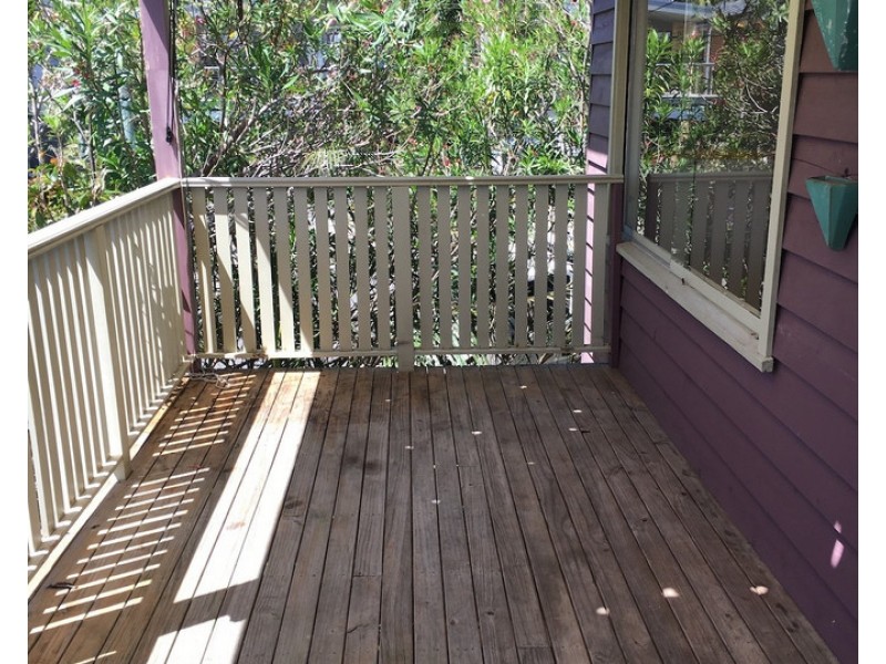 1B Travers Road, Curl Curl NSW 2096