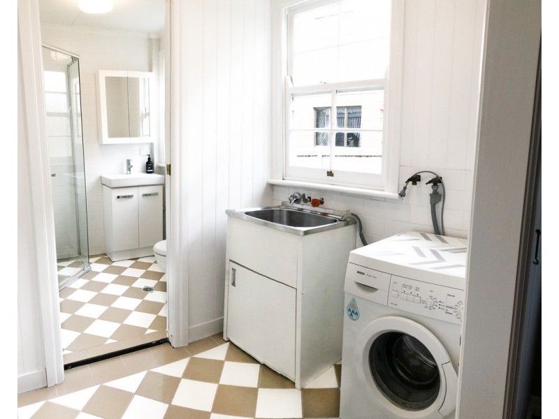 39 Stoneleigh Street, Albion QLD 4010