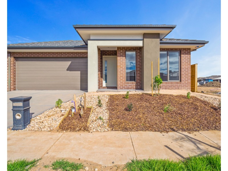 23 Folkestone Road, Werribee VIC 3030