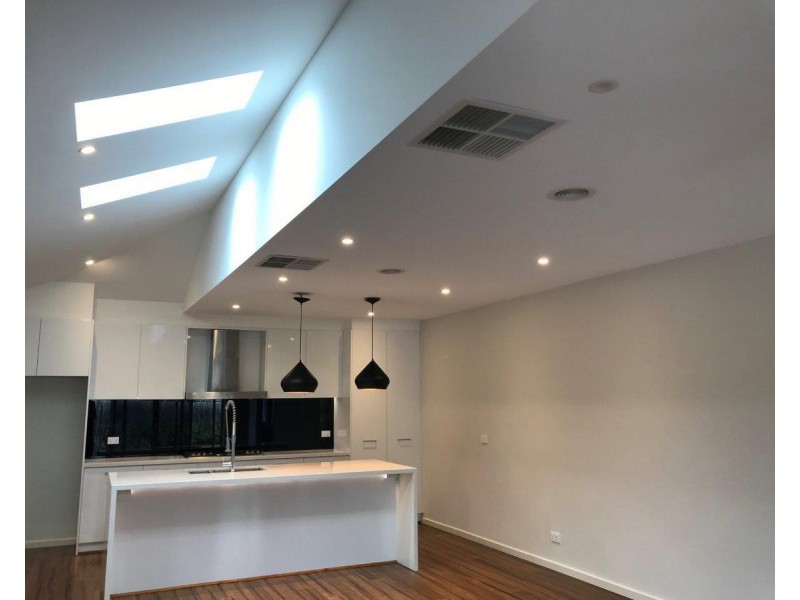 2/13 Beuron Road, Altona North VIC 3025