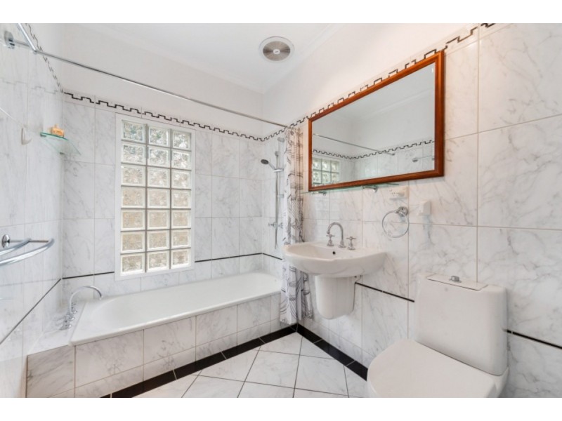 56 Grove Road, Rosanna VIC 3084