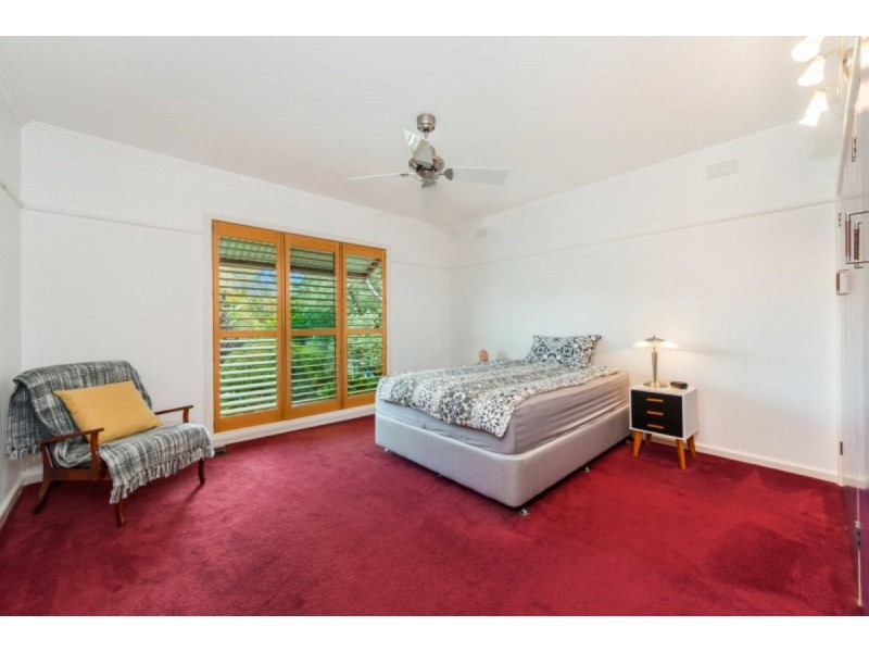 56 Grove Road, Rosanna VIC 3084