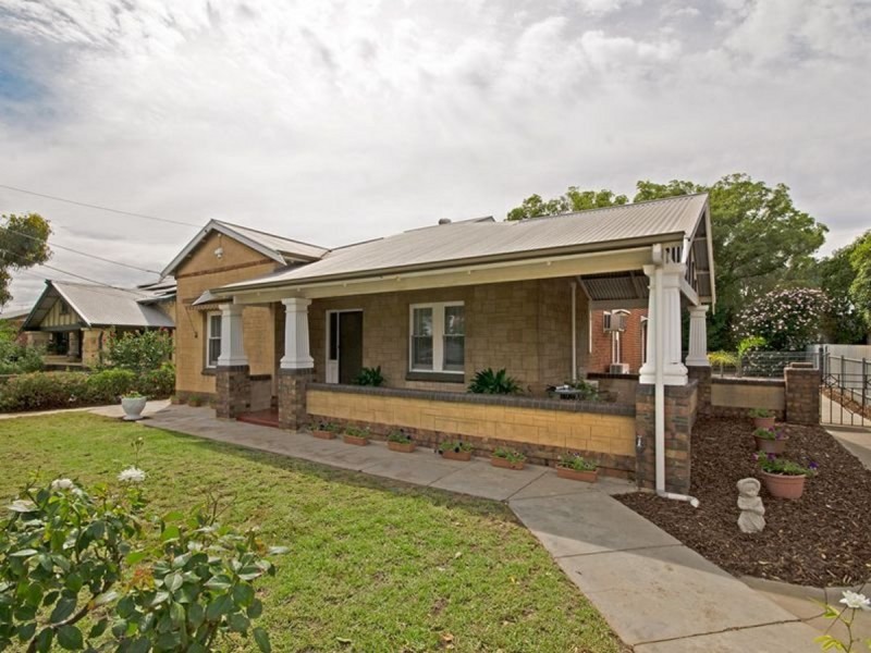 17 St Laurence Avenue, Croydon SA 5008