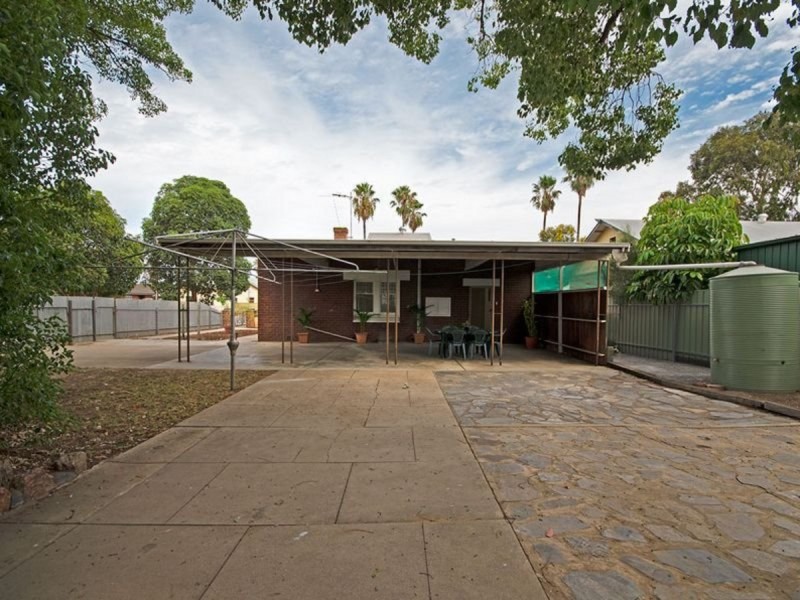 17 St Laurence Avenue, Croydon SA 5008