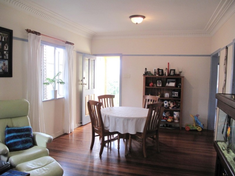 115 Empress Terrace, Bardon QLD 4065