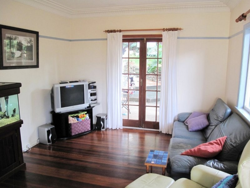 115 Empress Terrace, Bardon QLD 4065