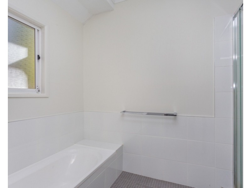 69 The Esplanade, St Lucia QLD 4067