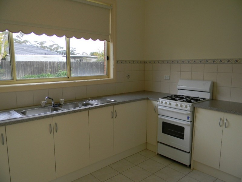 38 Flinders Crescent, Wyndham Vale VIC 3024