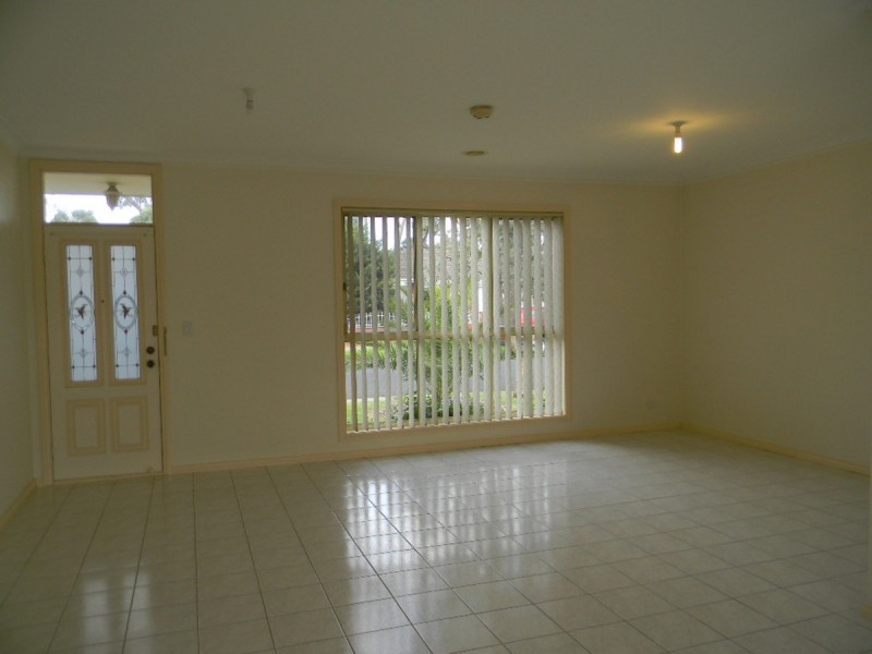 38 Flinders Crescent, Wyndham Vale VIC 3024