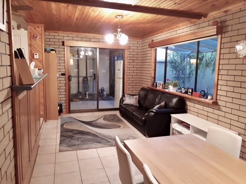 17 Finchley Street, Clovelly Park SA 5042