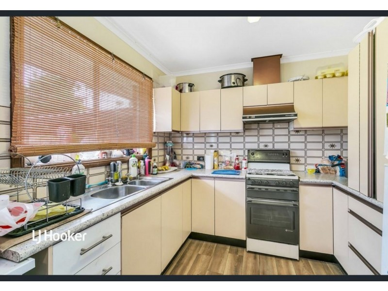 4 Gage Court, Para Vista SA 5093