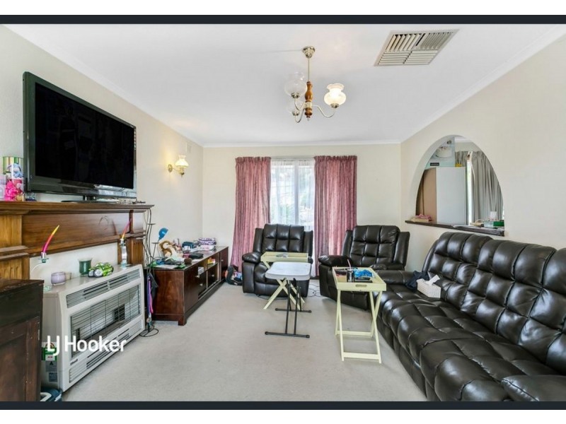 4 Gage Court, Para Vista SA 5093