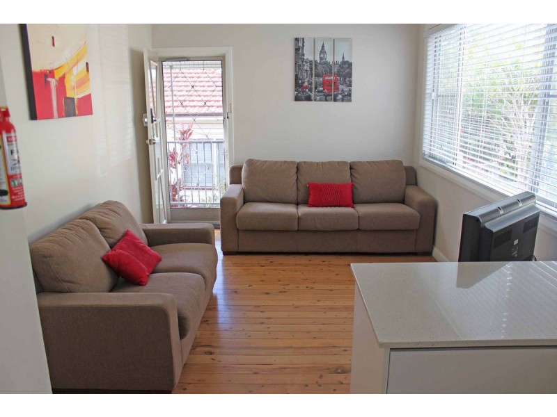 1/10 Kuranda Crescent, Kotara NSW 2289