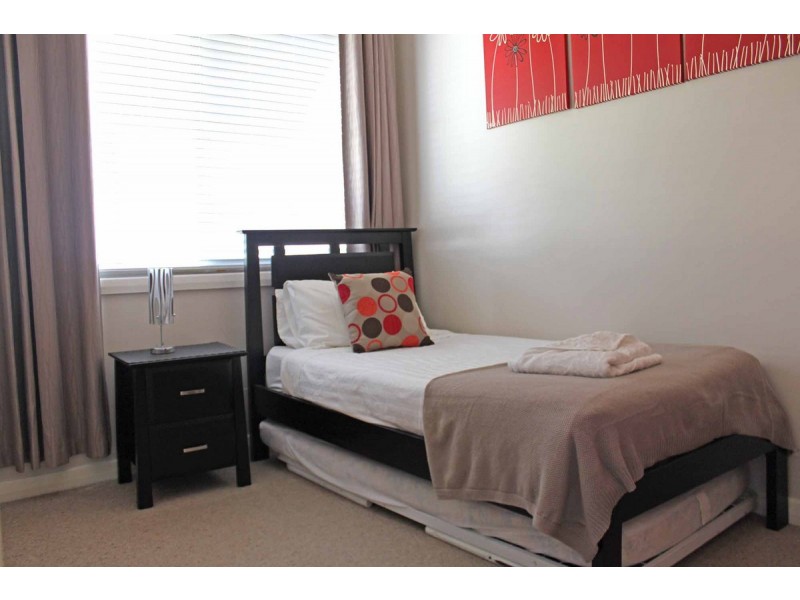 1/10 Kuranda Crescent, Kotara NSW 2289