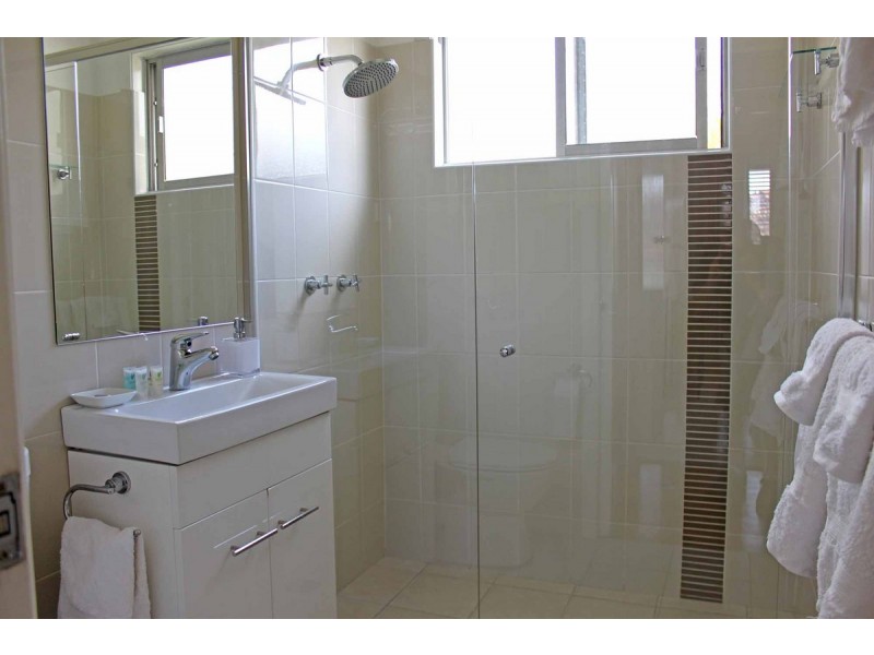 1/10 Kuranda Crescent, Kotara NSW 2289