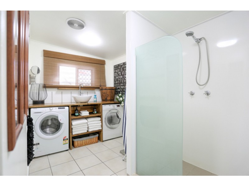 31 Shepherd Road, Eimeo QLD 4740