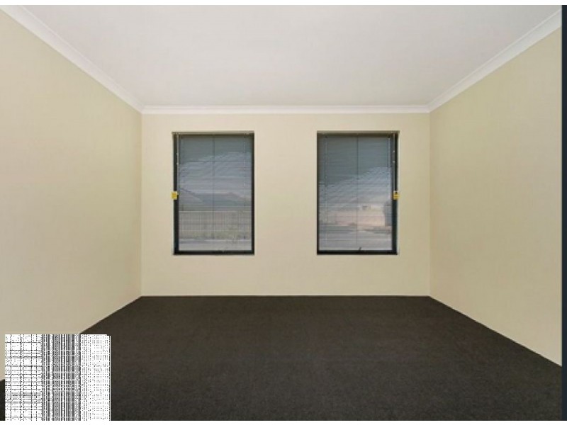 15 Neilson Street, Hammond Park WA 6164