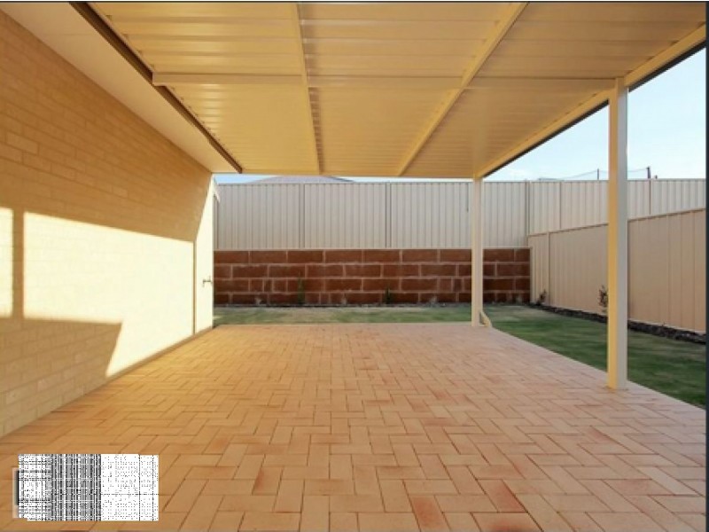 15 Neilson Street, Hammond Park WA 6164