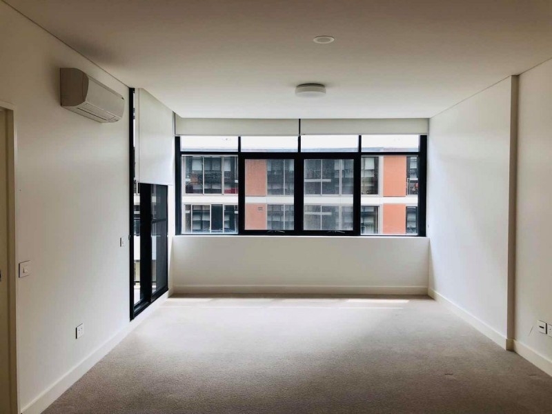 C418/10 Half Street, Wentworth Point NSW 2127