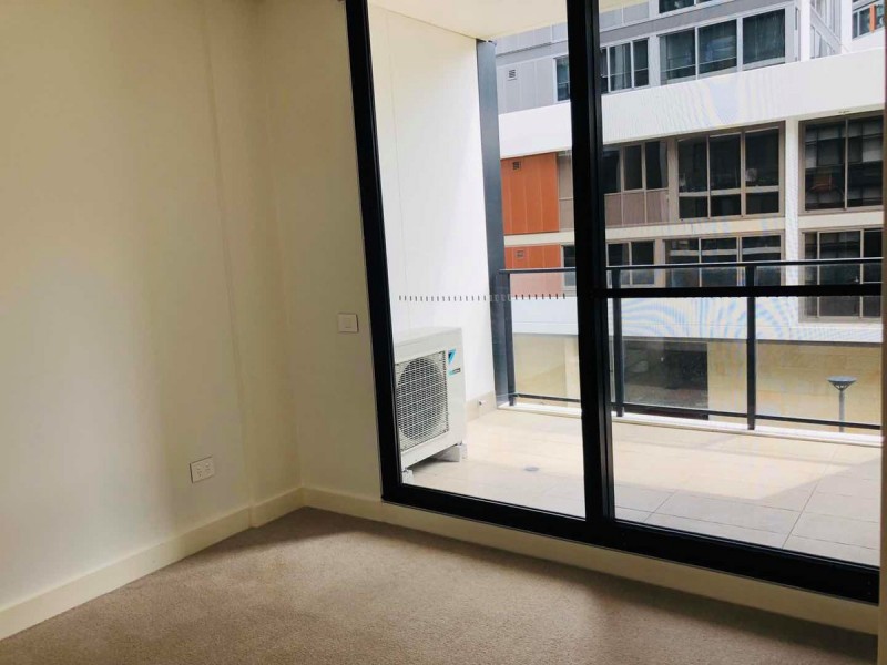 C418/10 Half Street, Wentworth Point NSW 2127