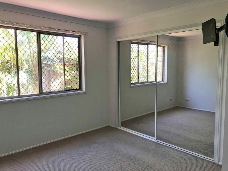 2/4 Felicia Court, Burleigh Waters QLD 4220